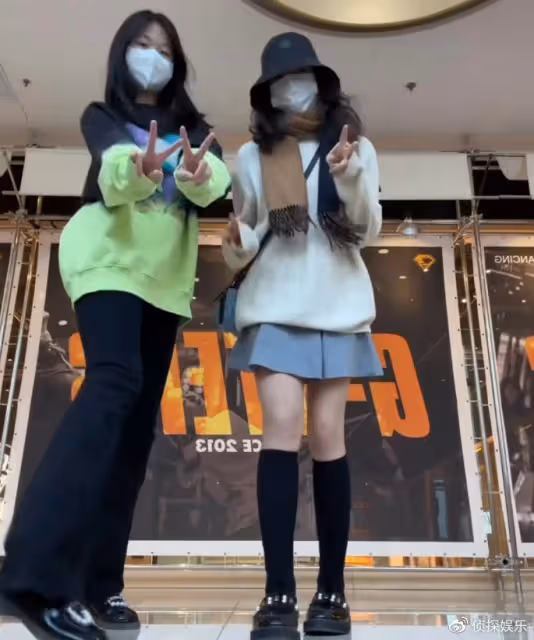 李湘女兒王詩齡變回黑長直,新造型清純甜美,和爸爸王岳倫長超像