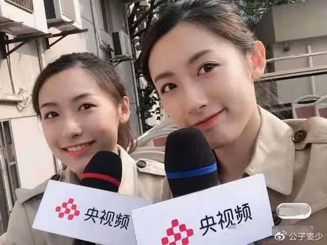 央視90後美女主持曬孕照，哈佛畢業嫁圈外老公，高顏值不輸馬凡舒