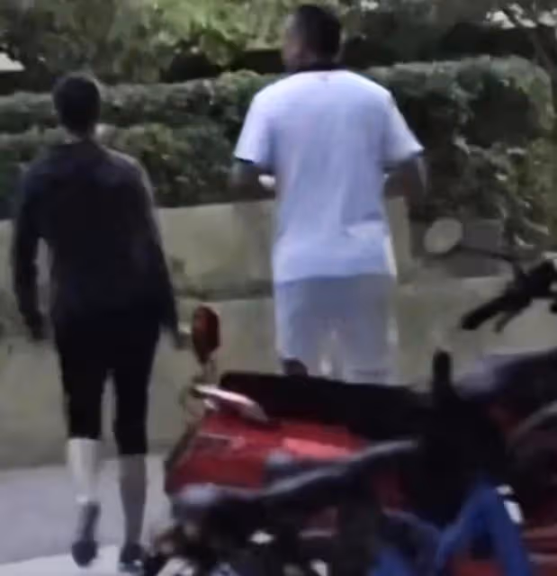 宋丹丹攜三婚老公深夜聚會!男方頭髮花白顯老,張國立鄧婕狀態好