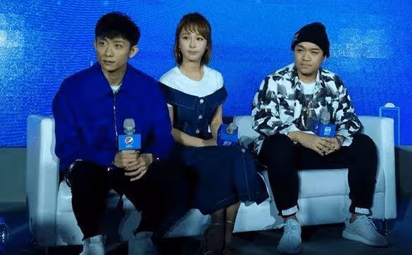 23歲尤浩然瘦身成功,自曝一年減肥只吃西蘭花,如今瘦得判若兩人