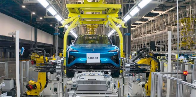 許家印:恆大汽車資金斷裂瀕臨破產,發不起工資,宣布裁員94%!