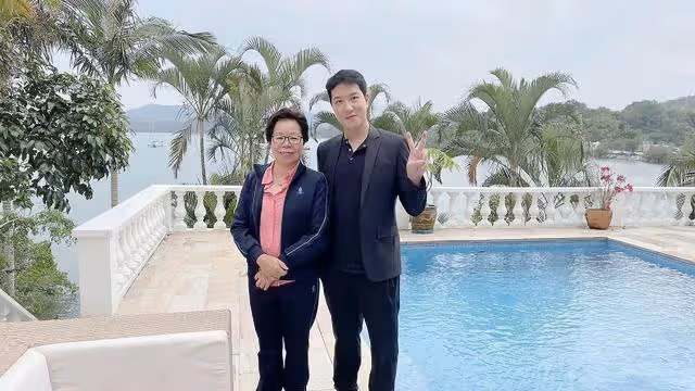 香港知名男星曬超級豪宅,堪比TVB劇中富豪人家,價值好幾個億