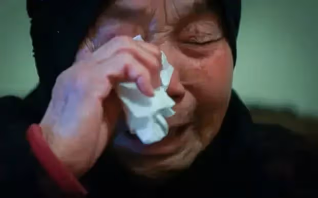 婆婆中風癱瘓她說:誰媽誰管!6年後她不顧打臉哀求:老公,幫幫我