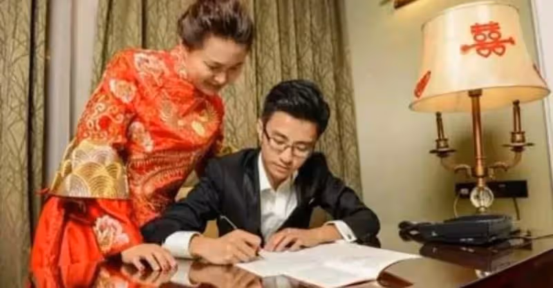 夫妻AA制生活10年，老公欲接父母過來贍養，妻子拒絕：AA制生活，我沒這義務