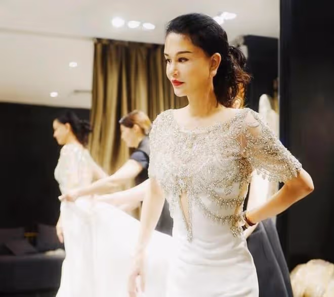 劉翔前妻葛天霸氣回懟整容傳聞！斥無良媒體瞎寫，近照美出新高度