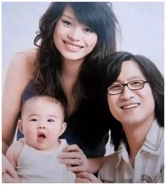 汪峰17歲女兒又變漂亮了，身高達1.76，與媽媽葛薈婕如同複製粘貼