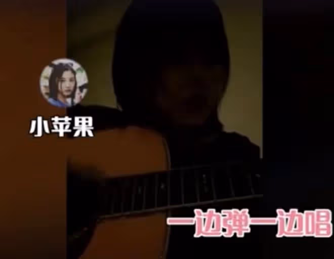 汪峰16歲長女自彈自唱，小蘋果長相清純，歌聲美如天籟唱功了得