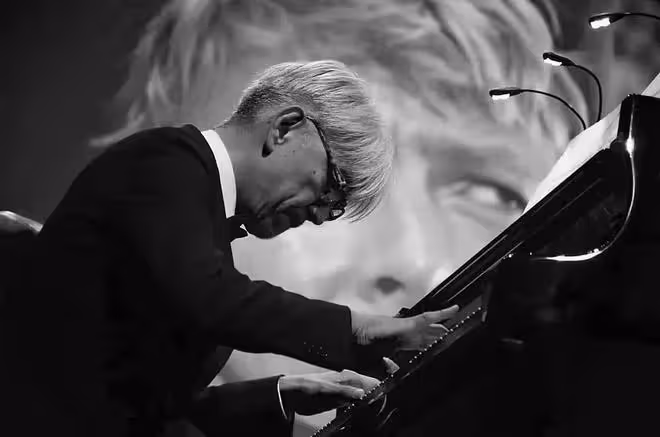 噩耗！71歲坂本龍一患癌去世，有新音樂教父之稱，生前遺願曝光