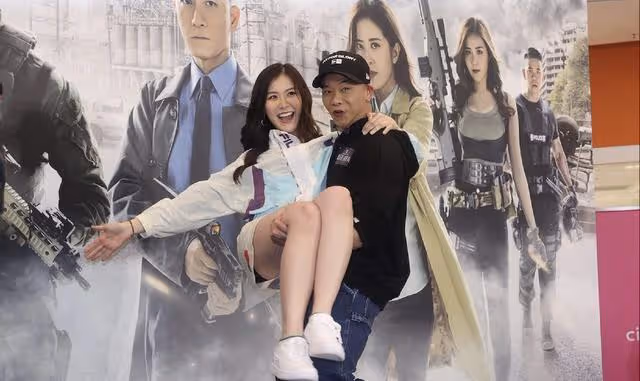 TVB知名女星穿短褲不慎露底走光,新劇演女警長,又美又颯獲好評
