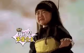 曹格12歲女兒等比例長大,開直播互動,坦言忘記讓求別人喊她姐姐