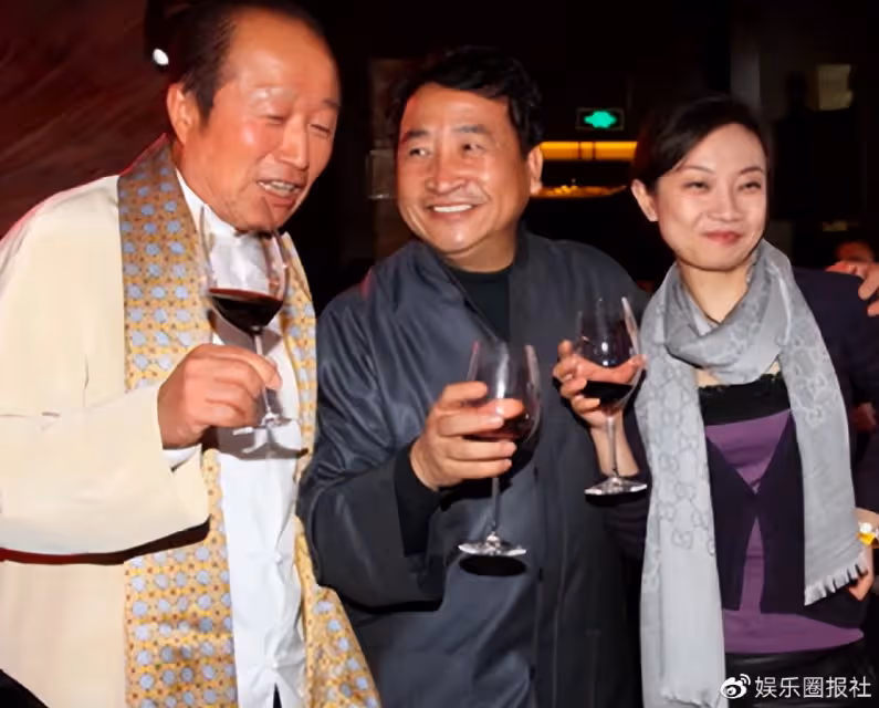 姜昆女兒好有塑造力,瘦弱時模樣獨特,吃胖後顏值回春,真會長!