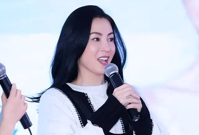 張柏芝調侃景甜:我找你借錢你借不借?景甜的回答全場笑翻