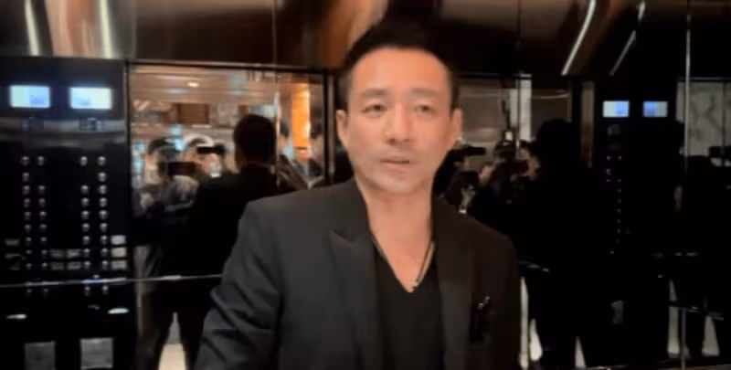 談判順利？汪小菲露面對鏡比耶心情佳，坦言：回到台北像回家一樣