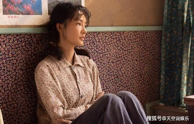 《人生之路》原著中孩子重病，丈夫離世的巧珍，把自己活成了金子