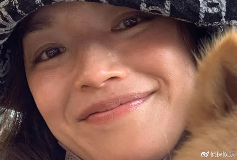47歲舒淇自信曬全素顏,零妝容臉上細紋雀斑搶鏡,皮膚狀態超真實