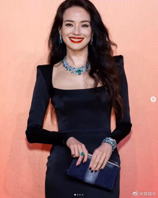 47歲舒淇自信曬全素顏,零妝容臉上細紋雀斑搶鏡,皮膚狀態超真實