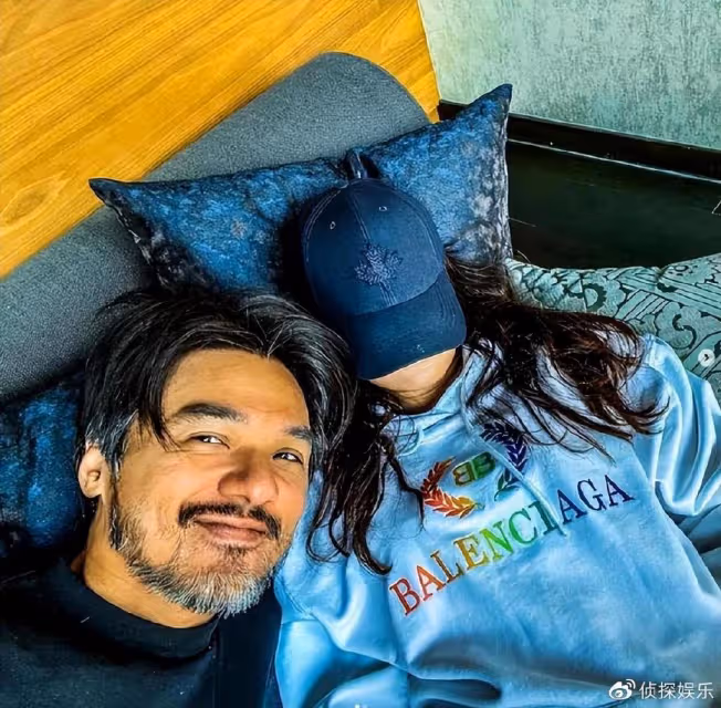 47歲舒淇自信曬全素顏,零妝容臉上細紋雀斑搶鏡,皮膚狀態超真實