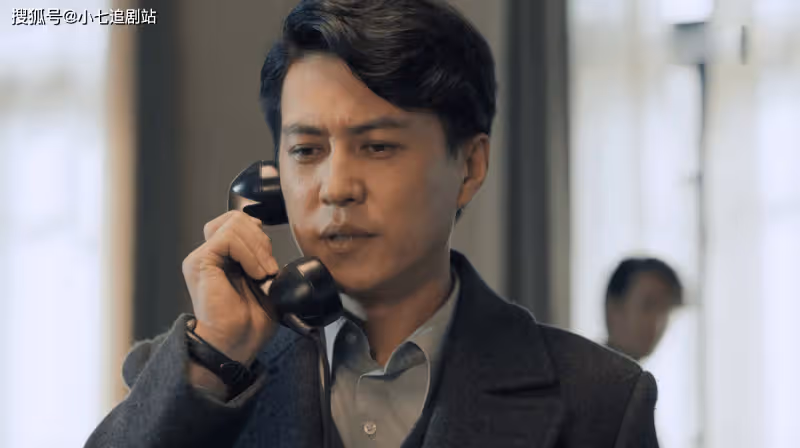 《無間》看懂閃官的一箭雙鵰，才明白他另有目的，火鶴必須死
