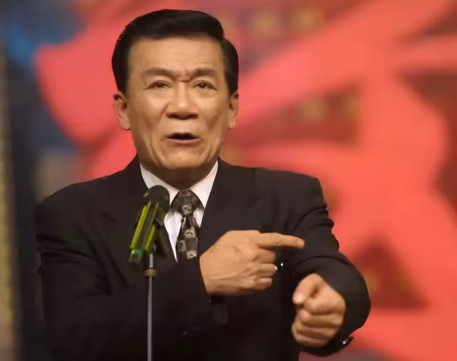 袁茵19年前嫁師侄,如今的婚姻生活怎樣?