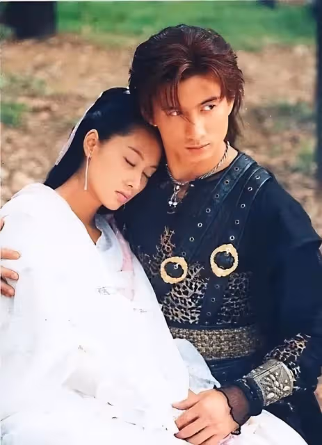 離婚14年後,馬雅舒曝光與吳奇隆分道揚鑣的內幕,真是大家錯怪她