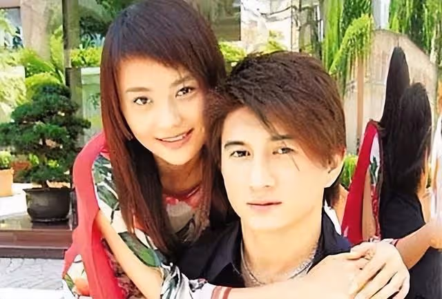 離婚14年後,馬雅舒曝光與吳奇隆分道揚鑣的內幕,真是大家錯怪她