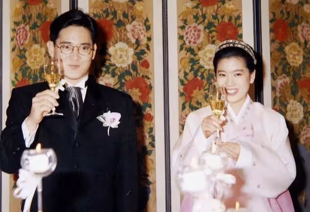 這才是真正的女總裁！李富真：別人笑我戀愛腦，我笑別人看不穿