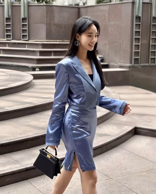 小S二女兒再拍廣告，被指像小孩偷穿大人衣服，撞臉韓國女星妍珍