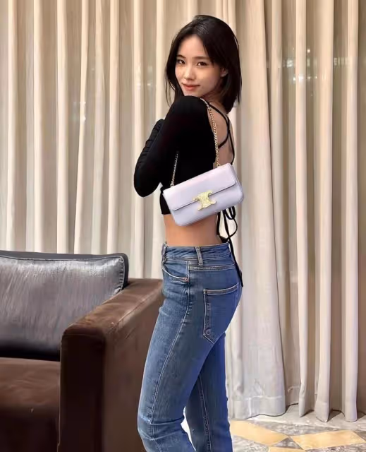 小S二女兒再拍廣告,被指像小孩偷穿大人衣服,撞臉韓國女星妍珍