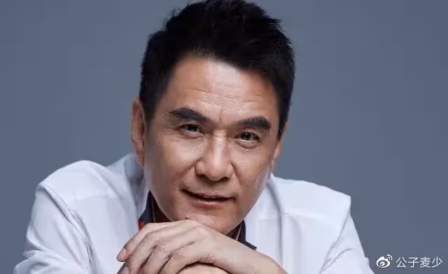 同樣是演「西門慶」,杜淳A級、李強S級,而他就像西門慶本人