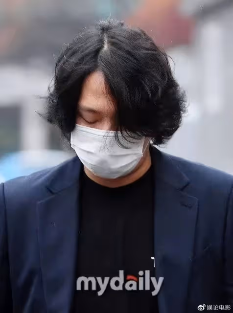 醜聞不斷,韓星涉嫌猥褻女性被公審,男團涉嫌同組成員猥褻事件