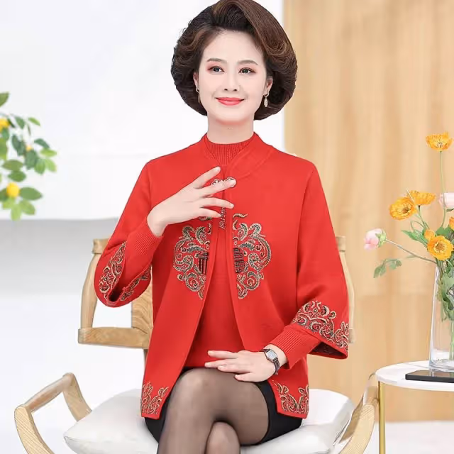 婆婆大壽我買了條金項鍊，她直接甩進垃圾桶，丟了張存摺給我，我懵了