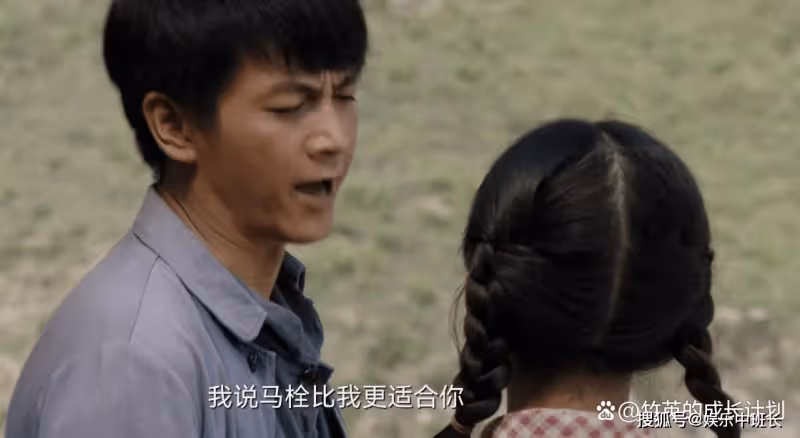 《人生之路》看高加林寧被戳脊梁骨拋棄巧珍,才懂寒門貴子的涼薄