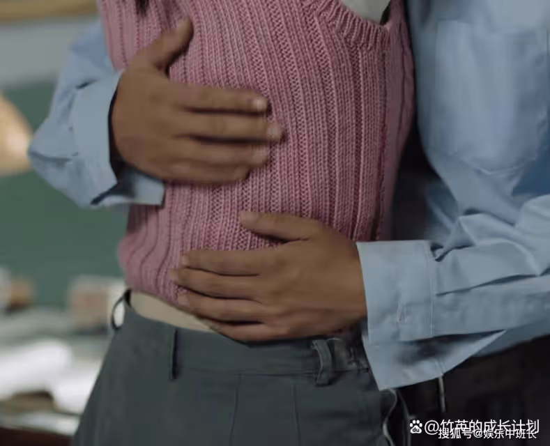 《人生之路》看高加林寧被戳脊梁骨拋棄巧珍,才懂寒門貴子的涼薄