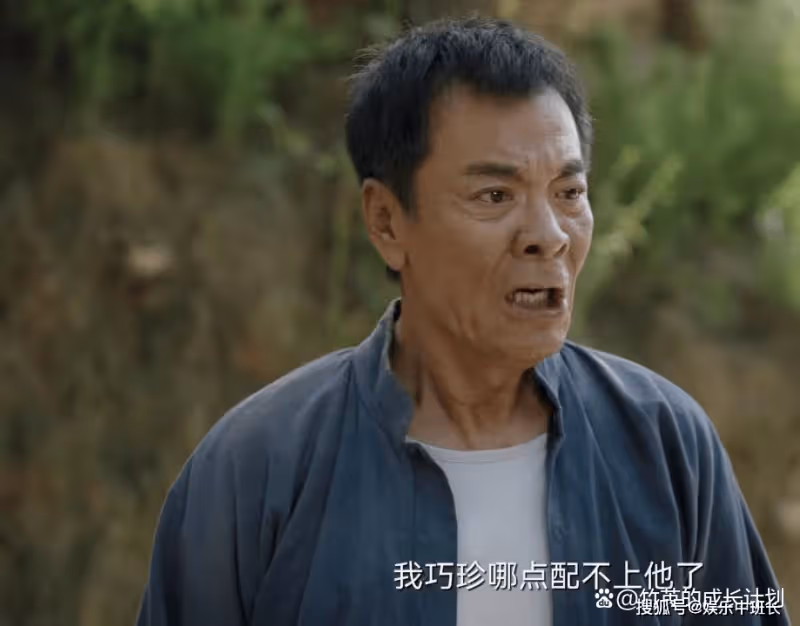 《人生之路》看高加林寧被戳脊梁骨拋棄巧珍,才懂寒門貴子的涼薄