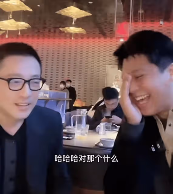 汪小菲和兒女聚會曝光,小玥兒身高到爸爸肩膀,兒子依然不受重視