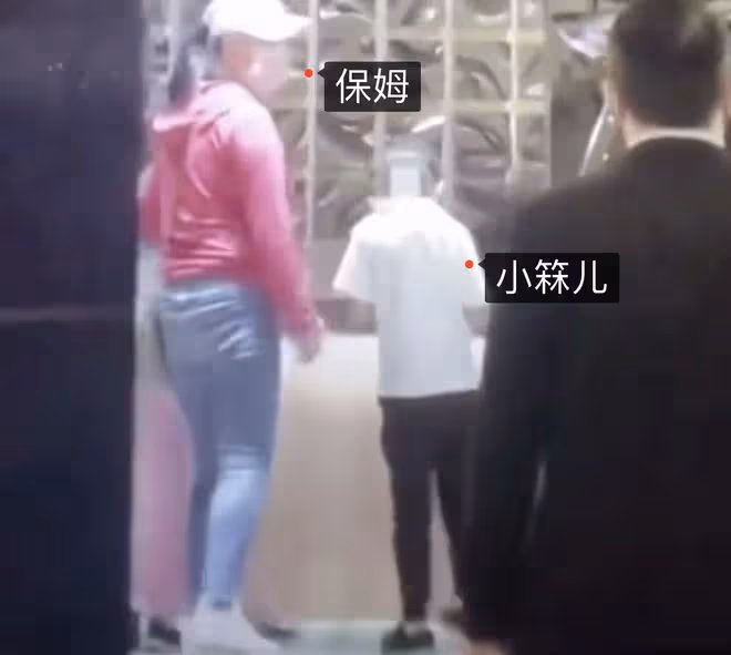 汪小菲和兒女聚會曝光,小玥兒身高到爸爸肩膀,兒子依然不受重視
