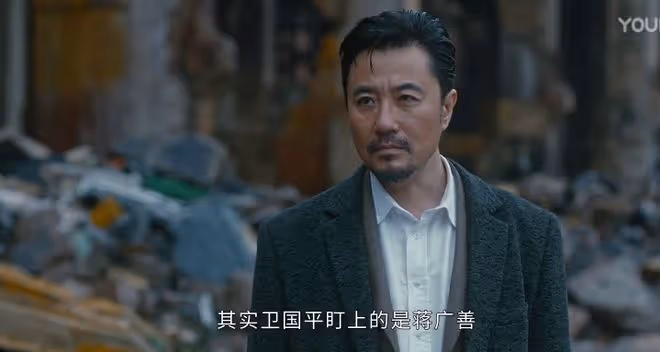 《他是誰》大結局差評一片,挖的幾個坑一個都沒填,編劇真有你的