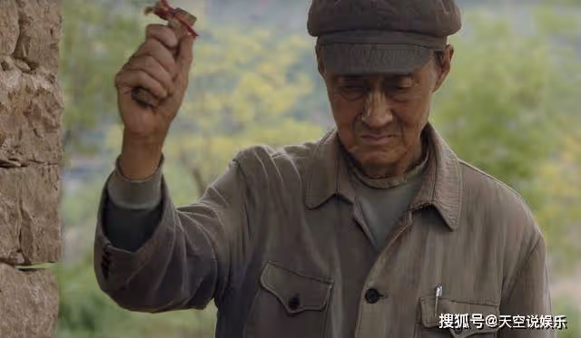 《人生之路》吊著繩子也要上課的華小娟，打了資深20年老師的臉