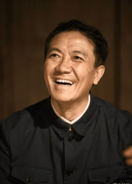 李幼斌為娶嬌妻「凈身出戶」,結束24年婚姻。卻是妻子的第三任丈夫