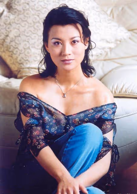 李幼斌為娶嬌妻「凈身出戶」,結束24年婚姻。卻是妻子的第三任丈夫