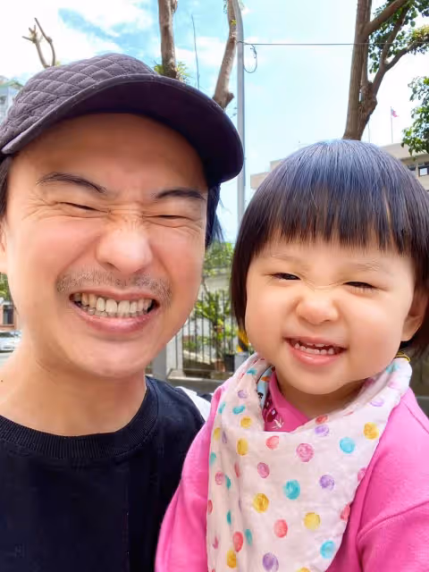 感謝老天厚愛!女星「取卵剩三顆」46歲一次中兩個 結婚8年「甜拍全家福」龍鳳胎長大了