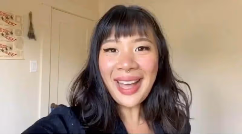 李宗盛二女罕露面!大女兒清純溫婉,二女兒戴鼻環長相渾似父親,網友:這一次林憶蓮輸了