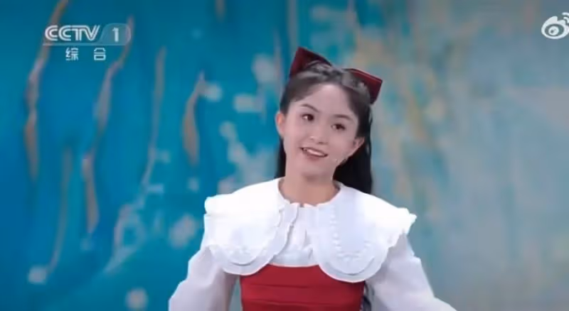 第一眼沒有認出來,當初演過「小羋月」的劉楚恬 ,網友:小可愛變成小美女