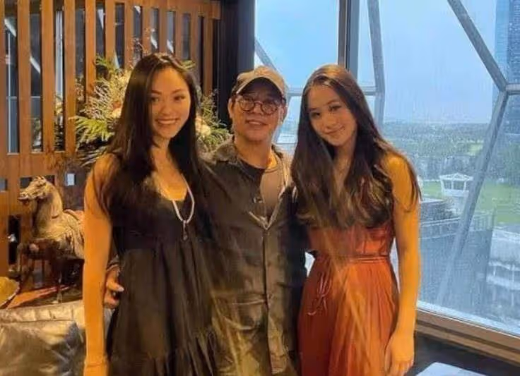 李連杰20億身家全給了利智，前妻黃秋燕住了10年地下室，差別好大