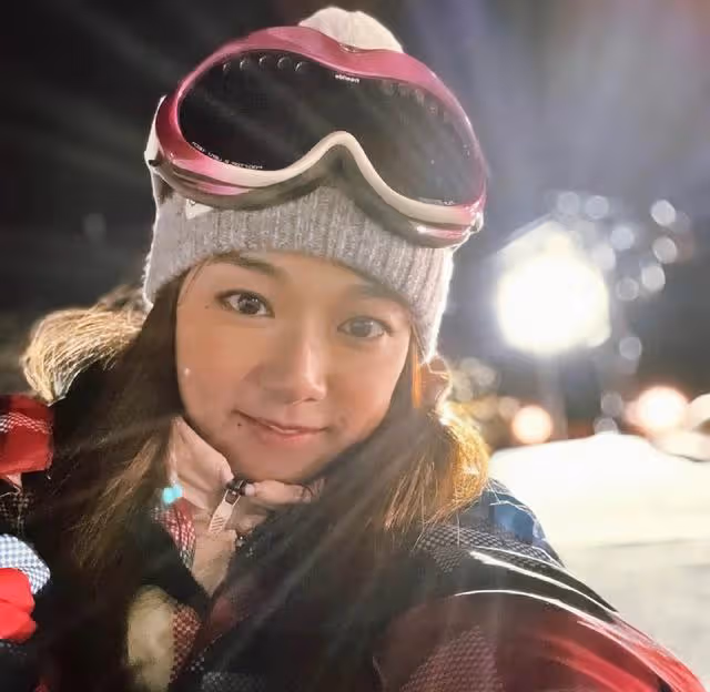 突發!香港女星宣布與圈外丈夫離婚,當第三者插足前男友感情