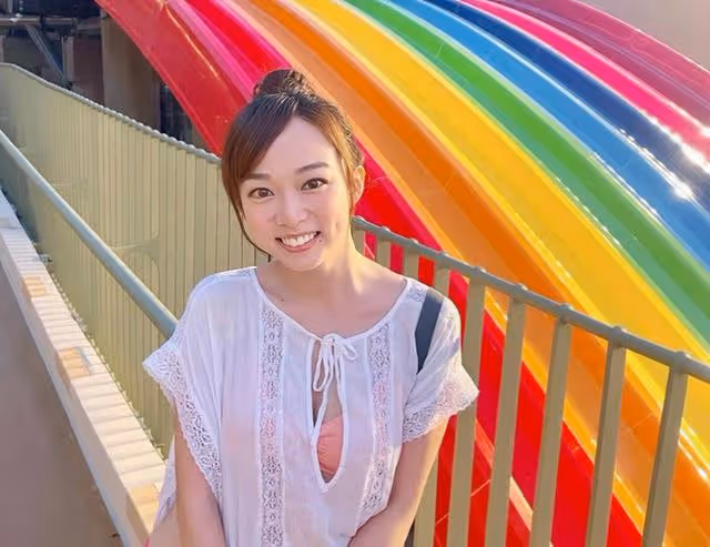 突發!香港女星宣布與圈外丈夫離婚,當第三者插足前男友感情