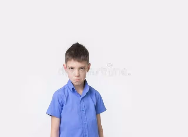 八歲的侄子吼我女兒:家裡東西都是我的,你爸的家產以後也是我的