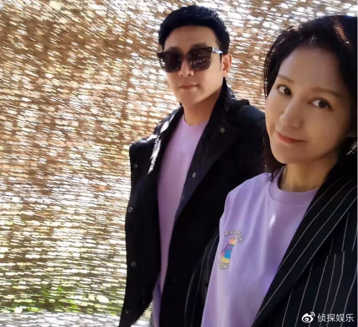 陸毅鮑蕾帶倆女兒農場玩耍,貝兒小葉子身高猛躥,同款小長腿搶鏡