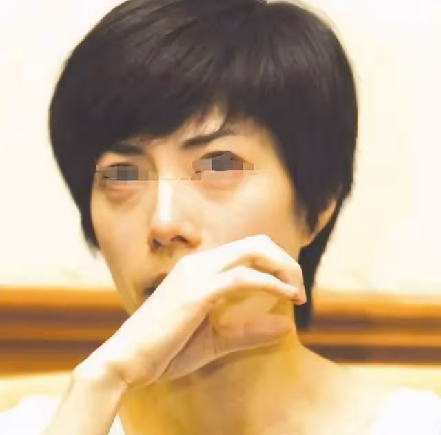 母親當妓女、父親販毒,4次被雪藏,45歲的她要在《浪姐4》翻紅?