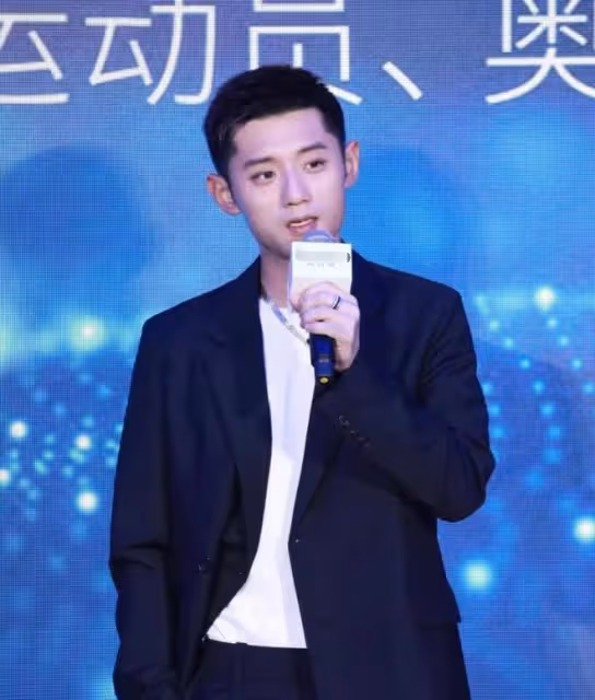 張繼科事件零反轉！李微敖正面回應質疑，S債主疑似並非真正債主